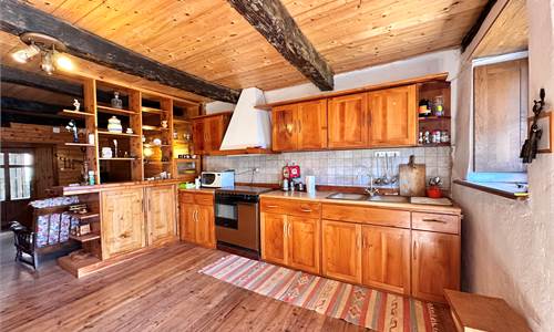 BAITA CON TERRENO  IN VENDITA IN VALLE ANTRONA
