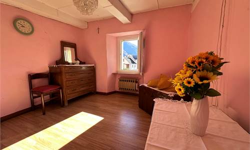 APPARTAMENTO IN VENDITA A CRAVEGNA